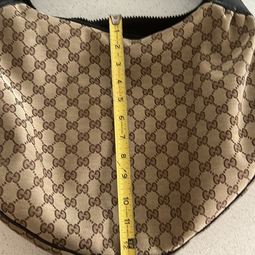 Gucci hobo purse - Picture 6 of 7